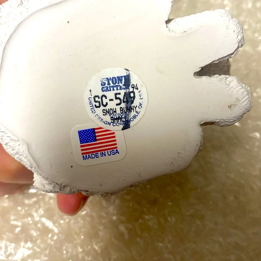 Easter basket bunny Stone critters vintage Ceramic white Easter bunny realistic - Picture 4 of 10